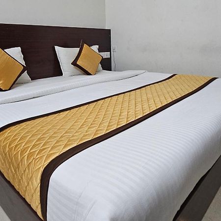 Blueway Residency Downtown Hotel Thiruvananthapuram Bagian luar foto