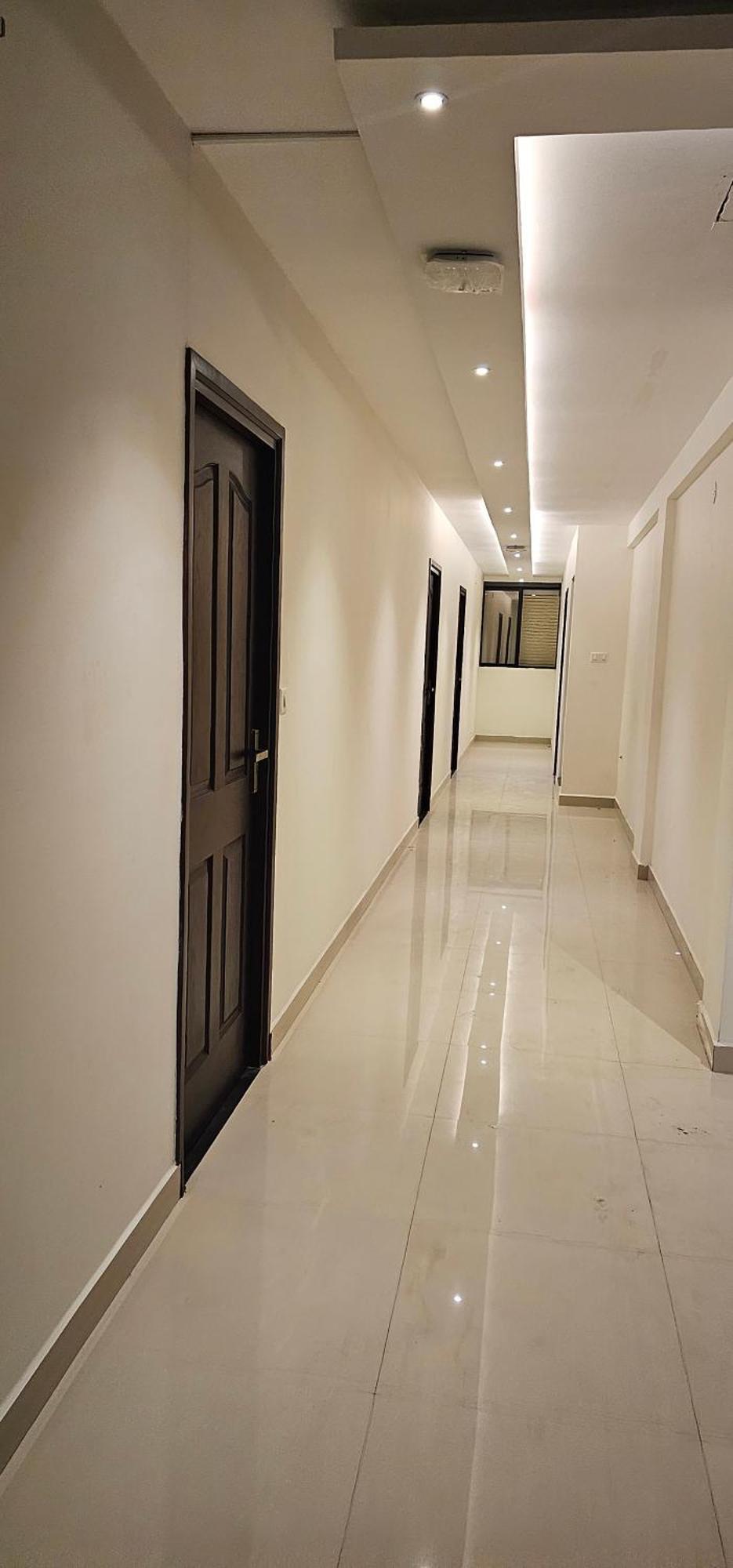Blueway Residency Downtown Hotel Thiruvananthapuram Bagian luar foto